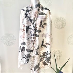 Cotton Blend Leaf Motif Shawl Wrap